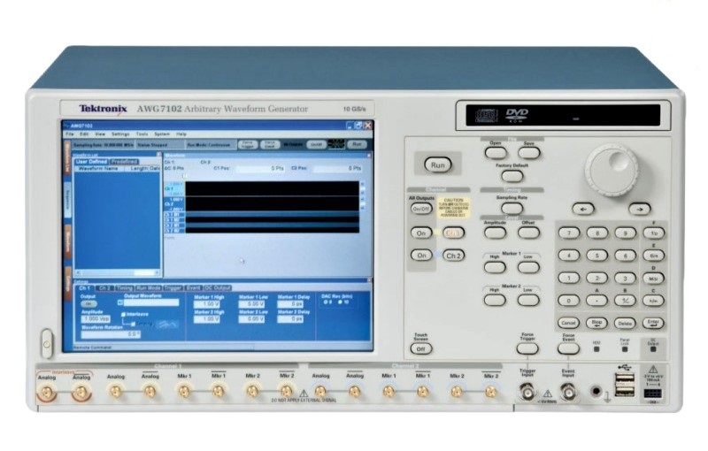 ̩ AWG7102 Ⲩη/Tektronixͼ