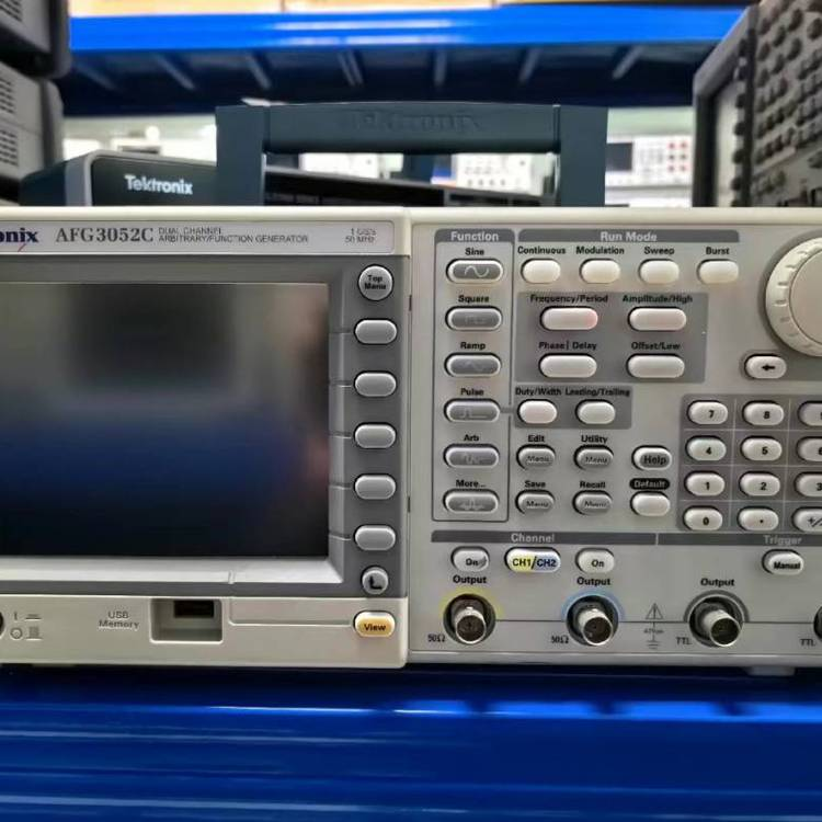 ̩ AFG3052C źŷ/Tektronixͼ