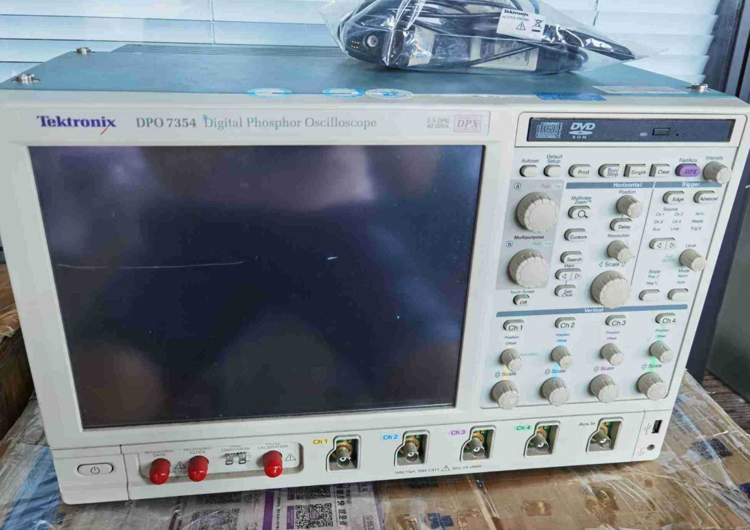 Tektronix DPO7354 ӫʾ/Tektronixͼ