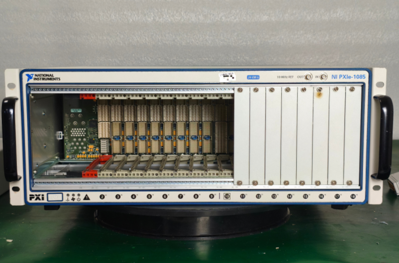 NI PXIe-10853U 18 �� PXI Express �����ܻ�ϲ��Ի���/NI����ͼ