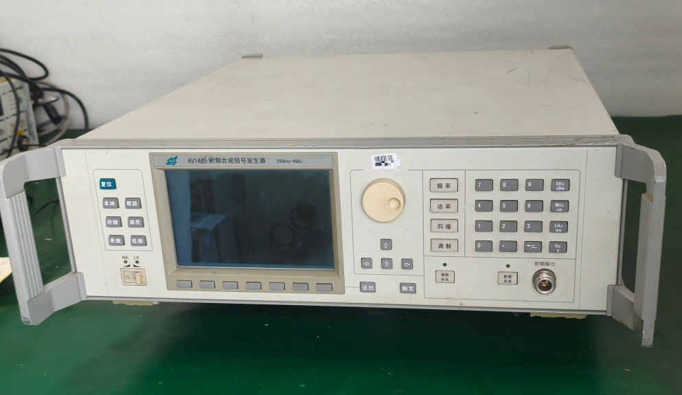 AV1485 ��Ƶ�ϳ��źŷ�����/��������ͼ