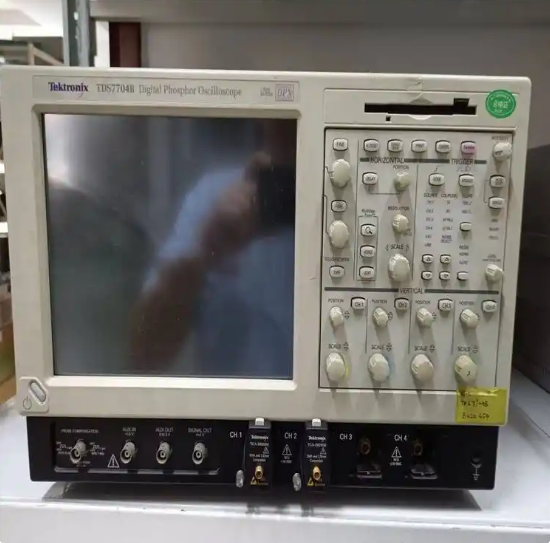 ̩��(Tektronix)TDS7704B����ʾ����/Tektronix����ͼ