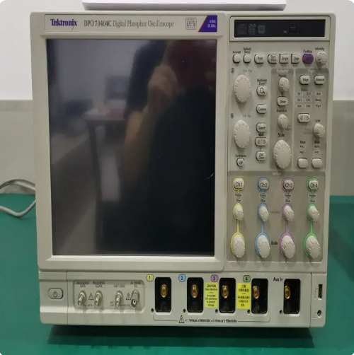 ���ۡ����� | ̩�� Tektronix DPO70404C 4GHz ��ͨ������ӫ��ʾ����/Tektronix����ͼ