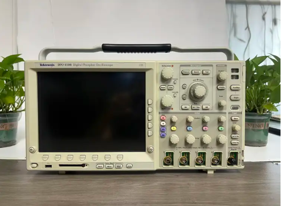 ̩��(Tektronix)MDO4104C�����ʾ����/Tektronix����ͼ