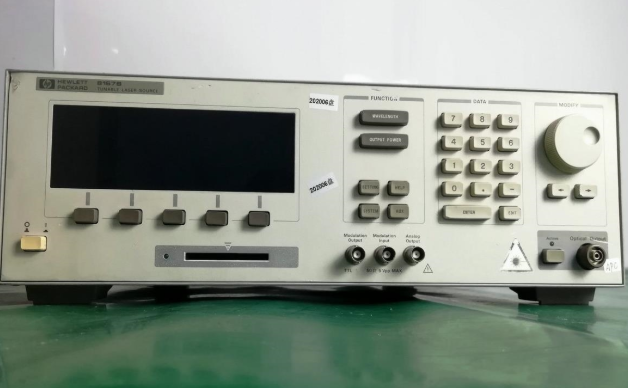 ���ۡ����� | �ǵ¿Ƽ� 8167B �ɵ�г����Դ/Keysight����ͼ
