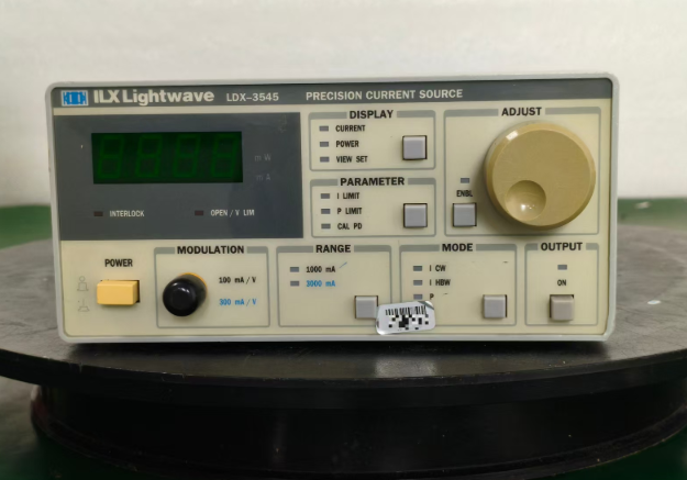 ���ۡ����� | ILX Lightwave LDX-3545 1A/3A ˫���̸߾��ȼ��������������Դ/newport����ͼ