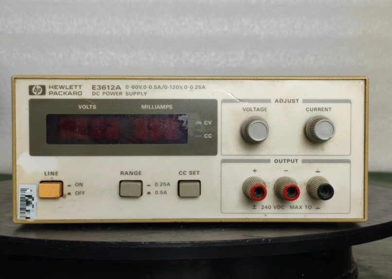 ���ۡ����� | HP ���գ������� / �ǵ� Keysight��E3612A 30W ˫���̸�ѹ����ֱ��̨ʽ��Դ/Agilent/HP����ͼ