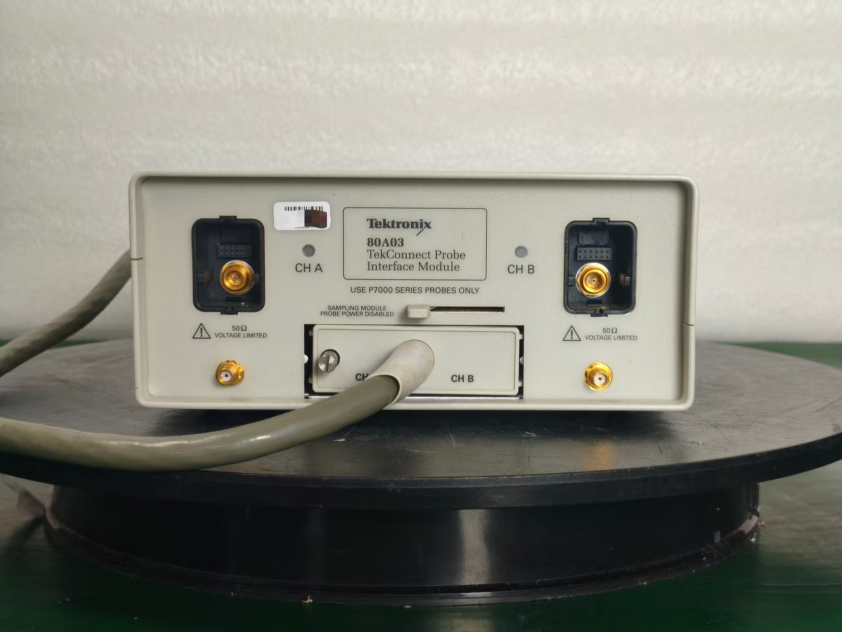 ���ۡ����� | Tektronix 80A03 TekConnect ˫̽ͷ��չ�ӿ�ģ��/Tektronix����ͼ