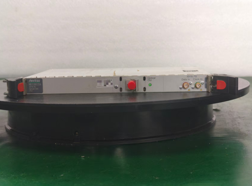 ���ۡ����� |���� MU150121A 10/10.7G �ⷢ��忨 ���� MP1590B ����/Anritsu����ͼ