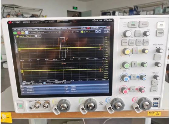 ���ۡ����� | �ǵ¿Ƽ� (Keysight) DSAV334A 33GHz ��ͨ����������ʾ����/Keysight����ͼ