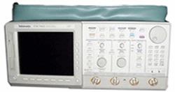 Tektronix TDS744A Digitizing Oscilloscope, 500MHz, 4 Channel